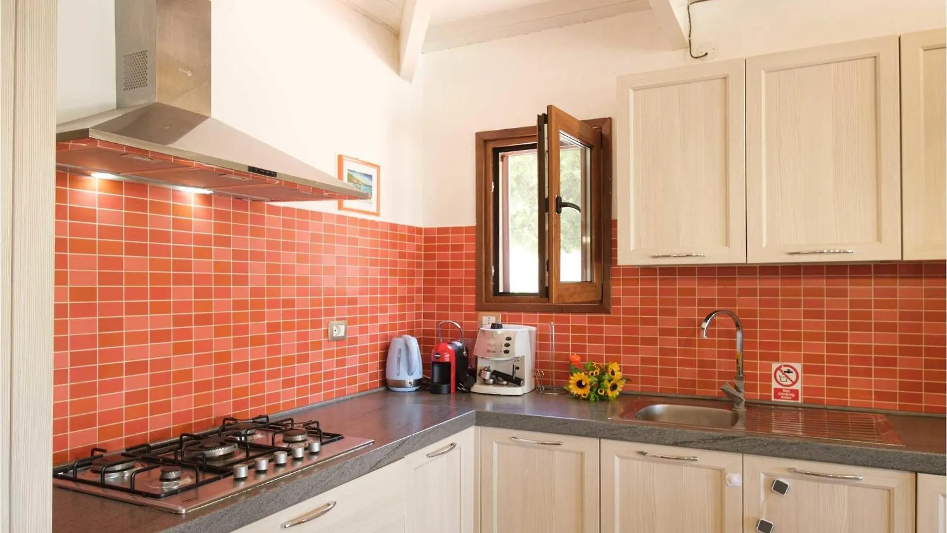 Cozy Home In Alghero With Wifi Italia