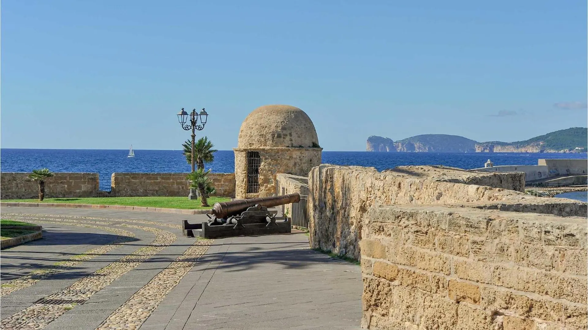 Cozy Home In Alghero With Wifi Italia